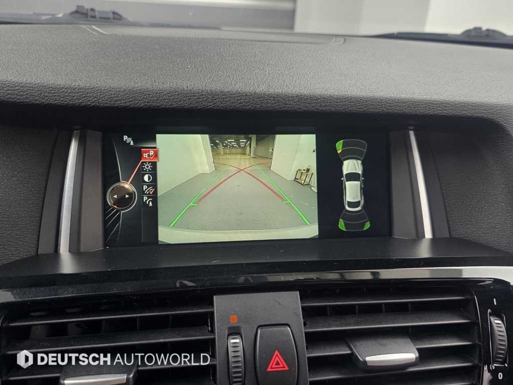 BMW X4 X4 (F26) xDrive 20d 이미지 15