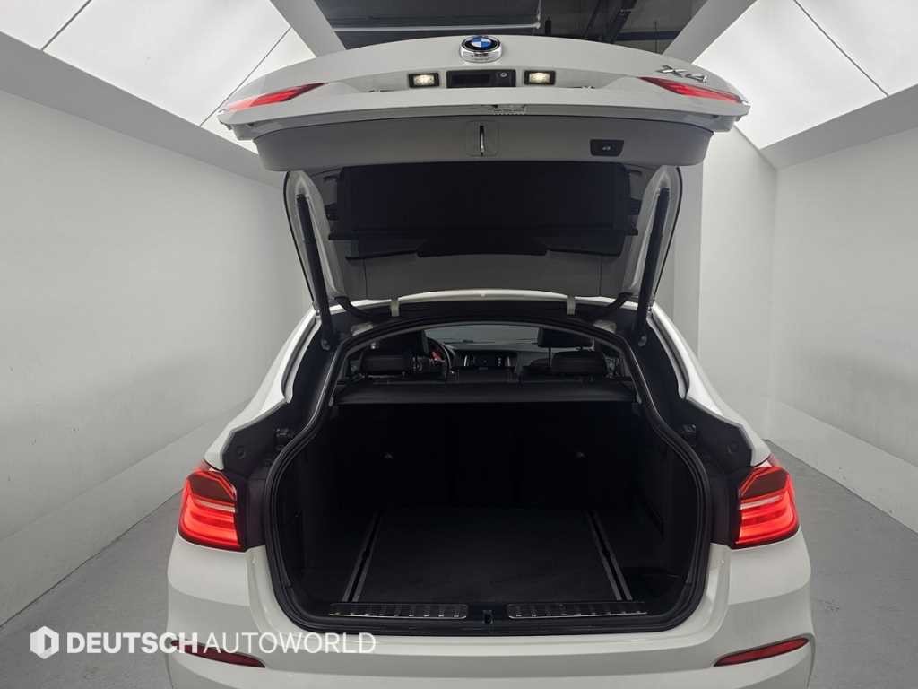 BMW X4 X4 (F26) xDrive 20d 이미지 19