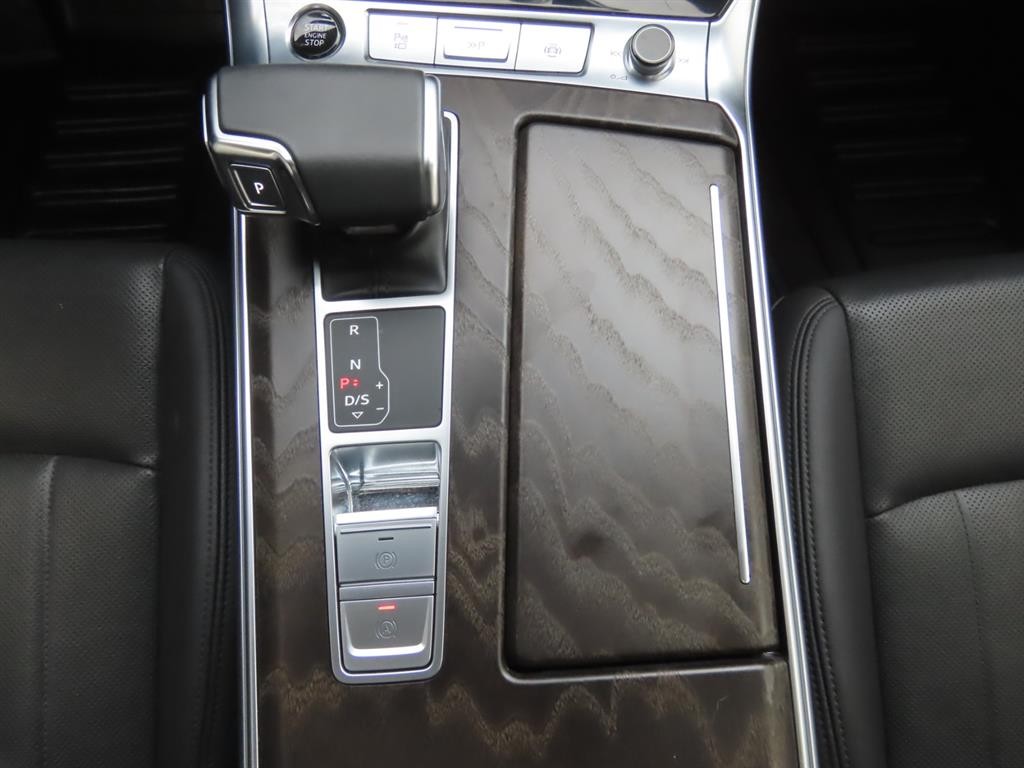 아우디 A6 A6 (C8) 45 TFSI 콰트로 프리미엄 이미지 10