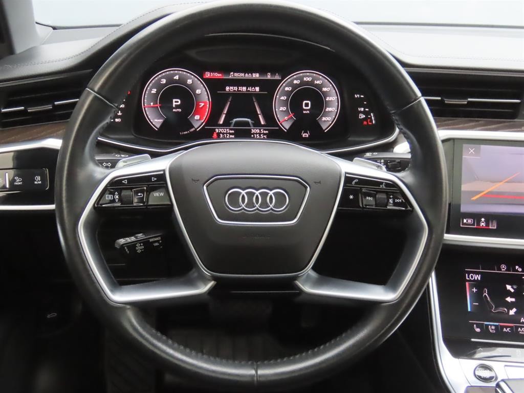 아우디 A6 A6 (C8) 45 TFSI 콰트로 프리미엄 이미지 11