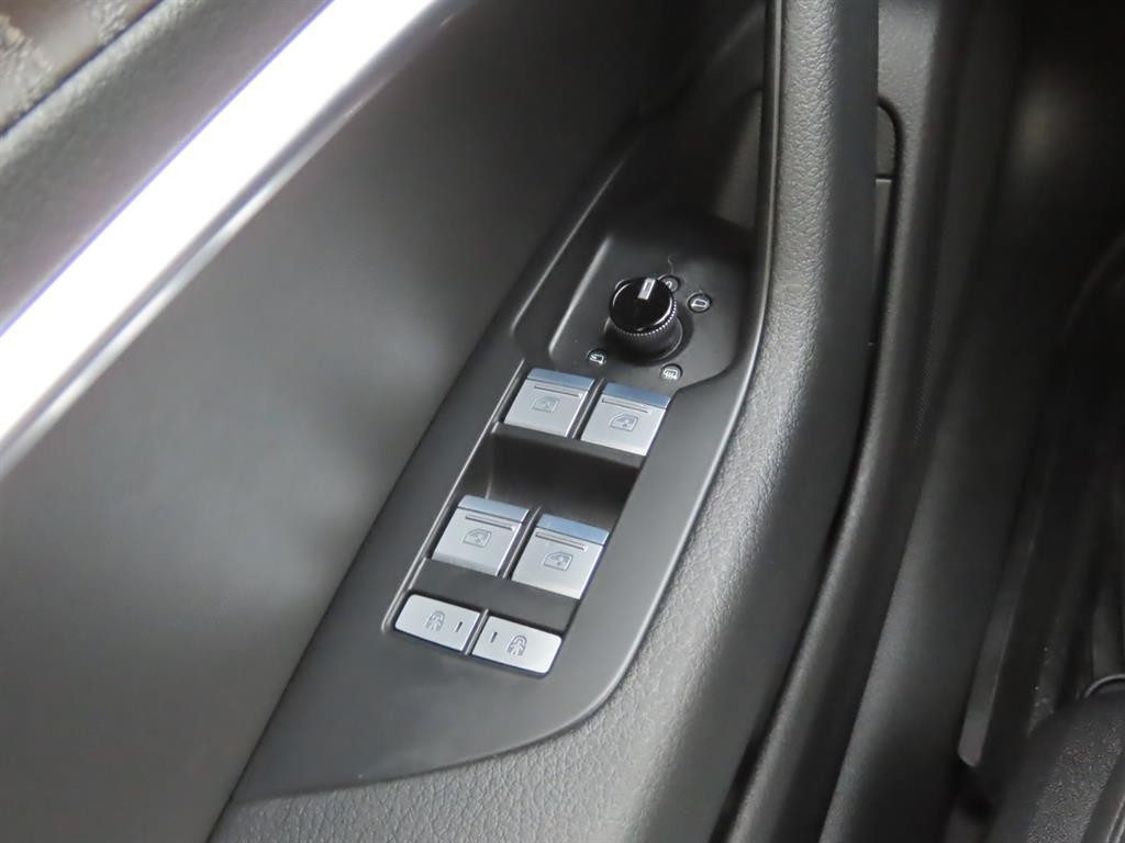아우디 A6 A6 (C8) 45 TFSI 콰트로 프리미엄 이미지 14