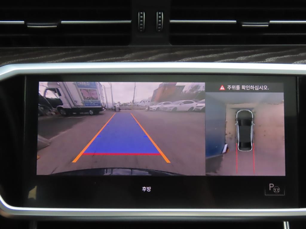 아우디 A6 A6 (C8) 45 TFSI 콰트로 프리미엄 이미지 18