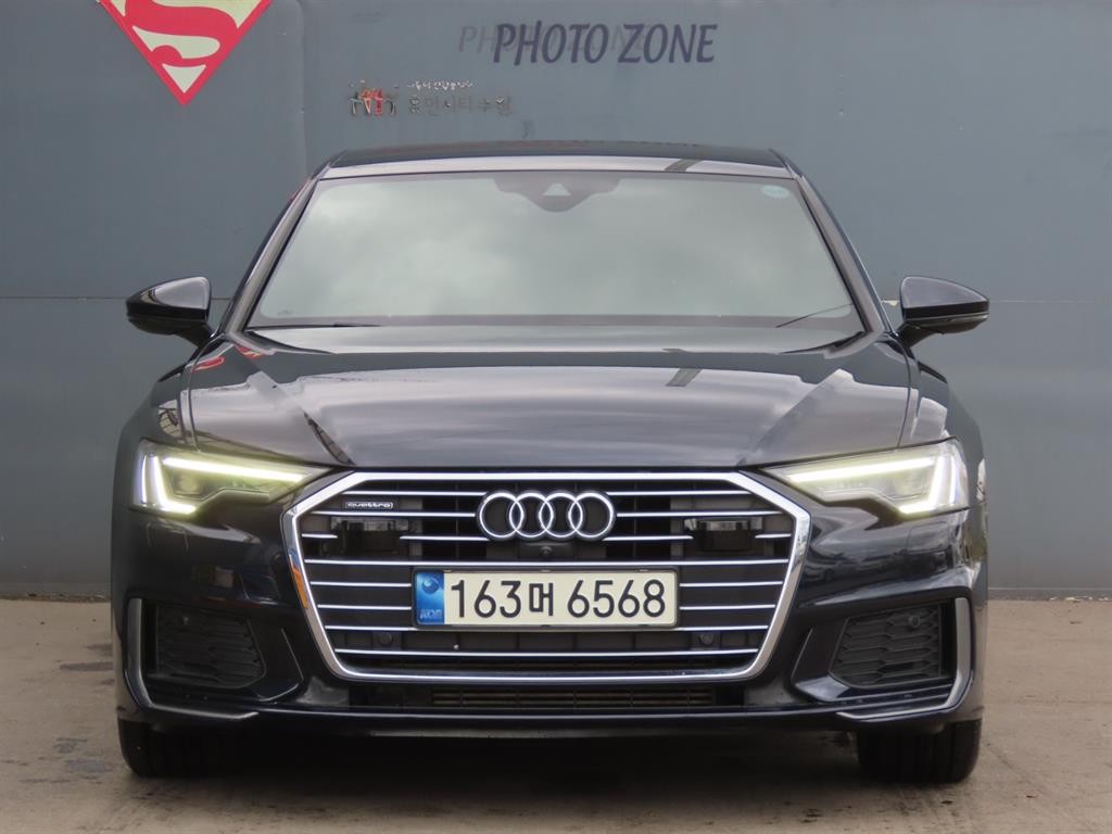아우디 A6 A6 (C8) 45 TFSI 콰트로 프리미엄 이미지 2