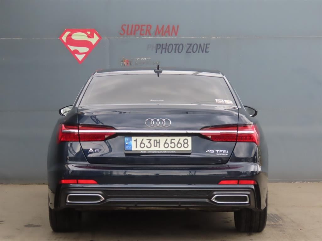 아우디 A6 A6 (C8) 45 TFSI 콰트로 프리미엄 이미지 4