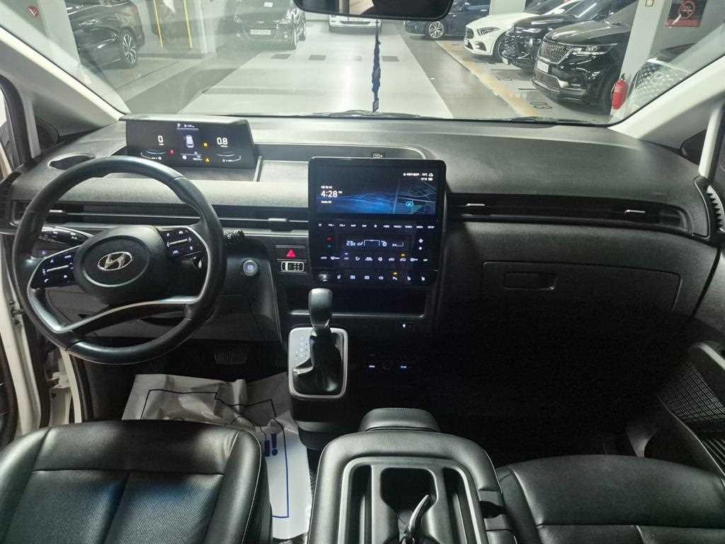 현대 스타리아 4WD 디젤 투어러 모던 9인승 이미지 7
