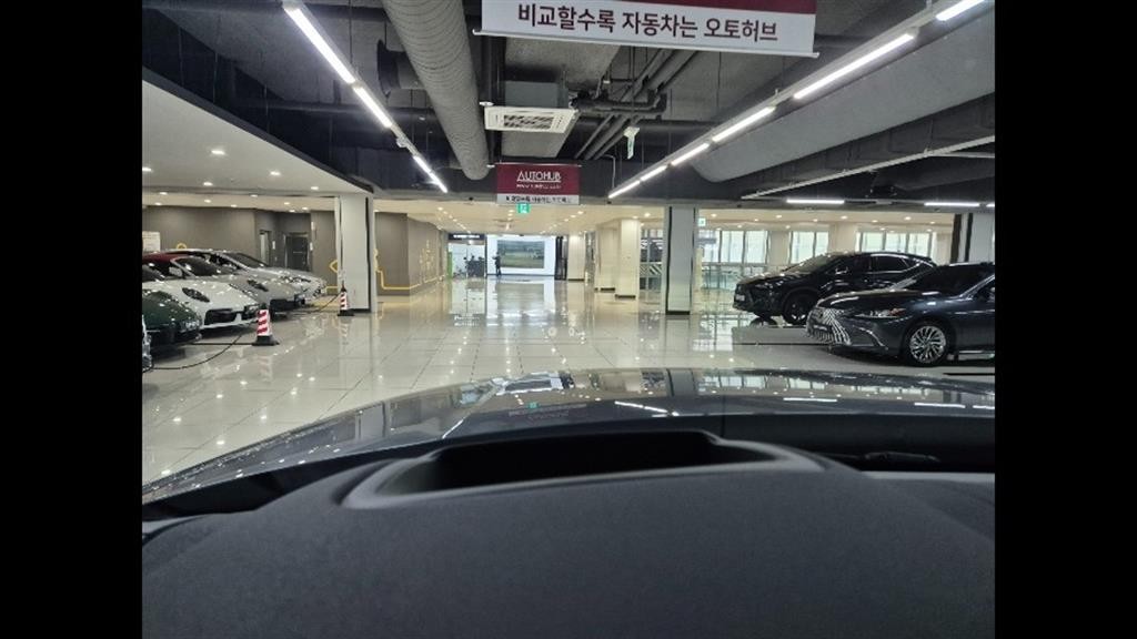 랜드로버 디스커버리 디스커버리5 P360 다이나믹 HSE 이미지 17