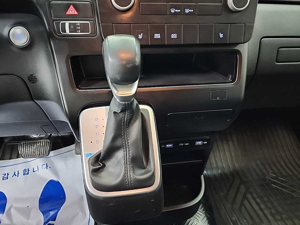 현대 스타리아 2WD 디젤 카고 모던 5인승 이미지 8