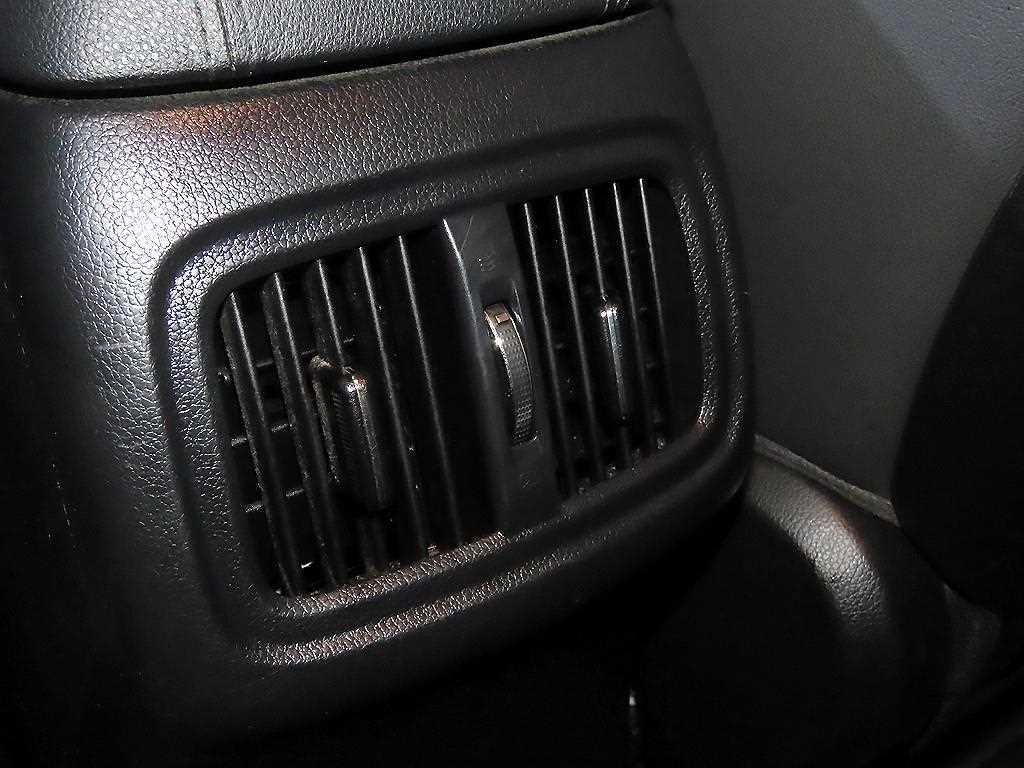 기아 스포티지 더 뉴 스포티지 R 디젤 2WD 트렌디 이미지 17