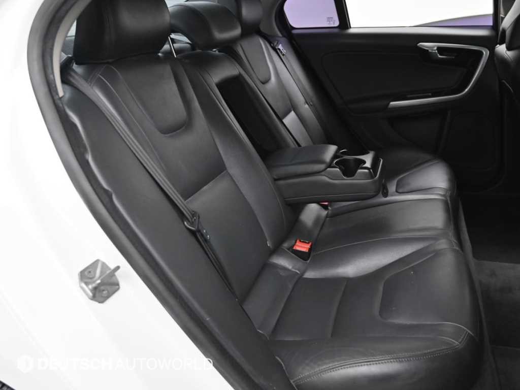 볼보 S60 뉴S60 D4 이미지 12