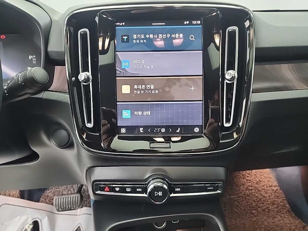 볼보 C40 리차지 트윈 얼티메이트 AWD 이미지 10