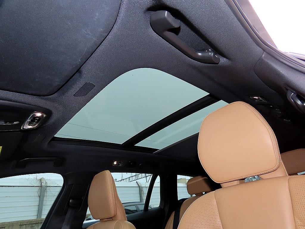 볼보 V60 V60 크로스 컨트리 2세대 2.0 T5 프로 AWD 이미지 16