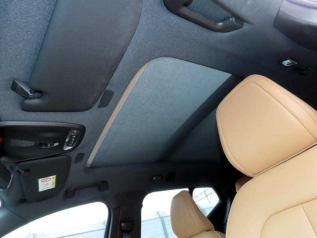 볼보 XC40 B4 AWD 인스크립션 이미지 17
