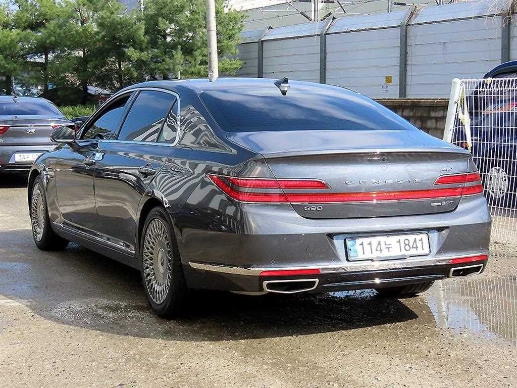 제네시스 G90 3.3 T AWD 프리미엄 럭셔리 이미지 3