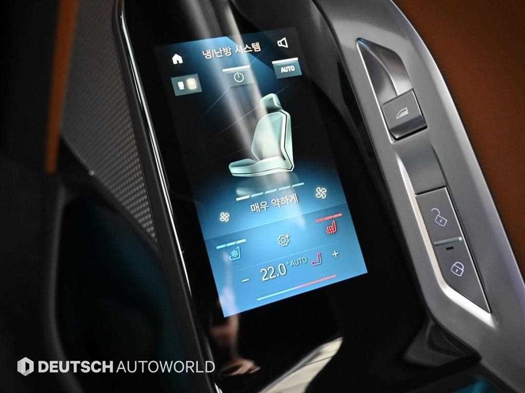 BMW 7시리즈 7시리즈 (G70) 740i xDrive M 스포츠 리미티드 이미지 17