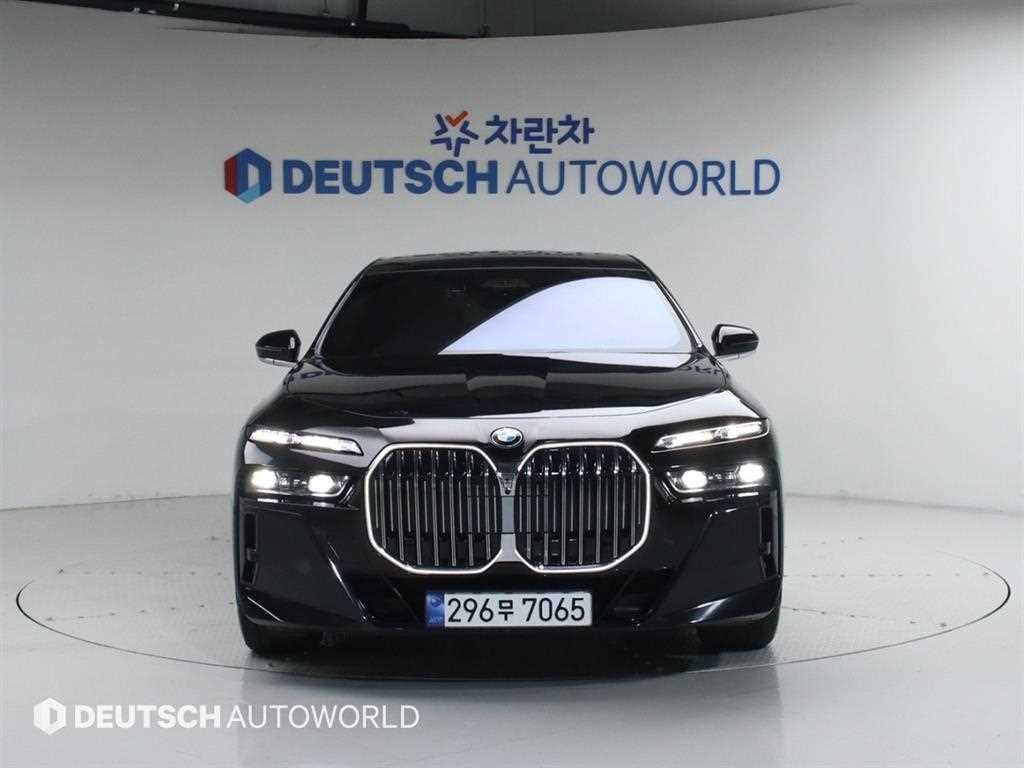 BMW 7시리즈 7시리즈 (G70) 740i xDrive M 스포츠 리미티드 이미지 2