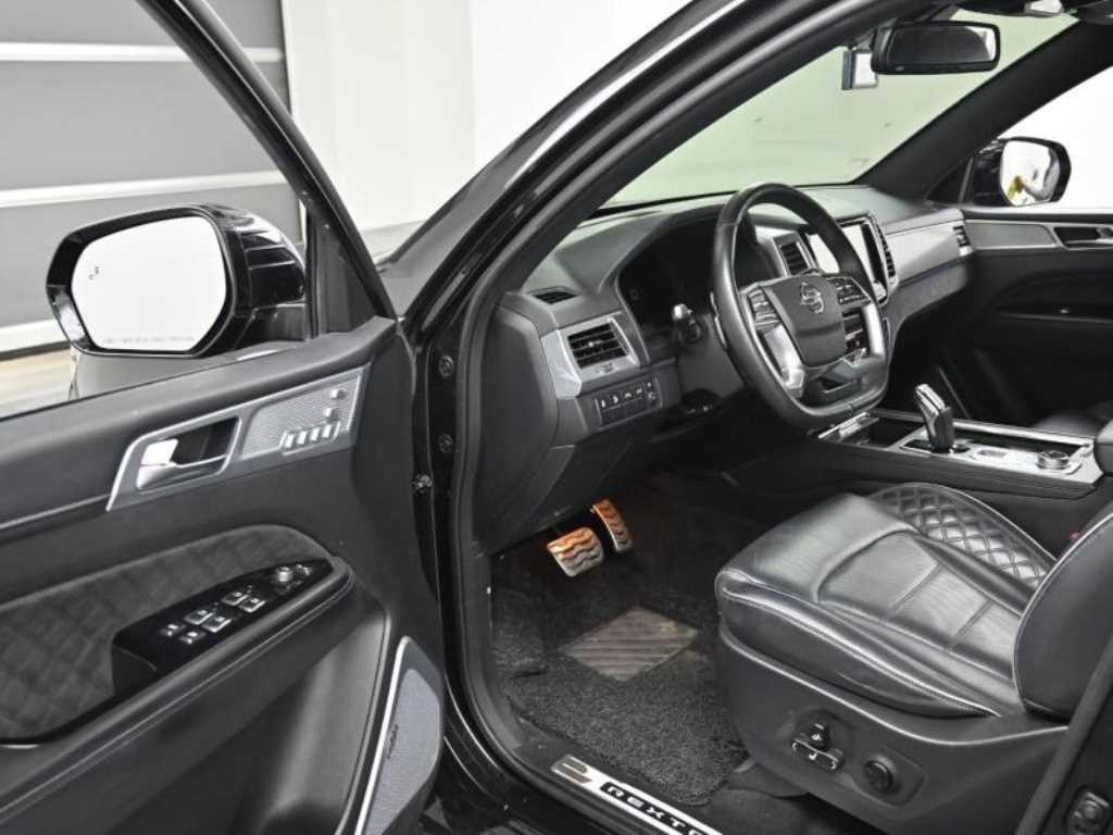 KG모빌리티(쌍용) 렉스턴 올 뉴 렉스턴 (Y450) 디젤 2.2 4WD 더 블랙 이미지 11