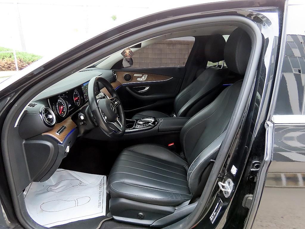 벤츠 E 클래스 E-클래스 W213 E220d 4MATIC 익스클루시브 이미지 5