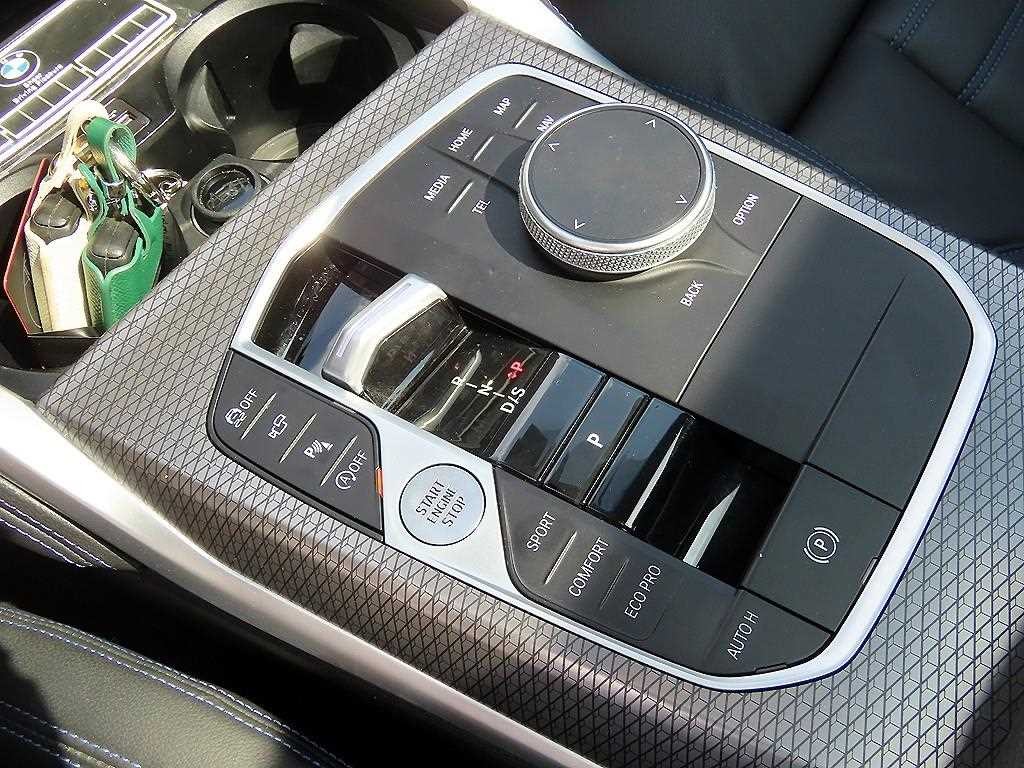 BMW 2시리즈 2시리즈 (G42) M240i xDrive 쿠페 이미지 11