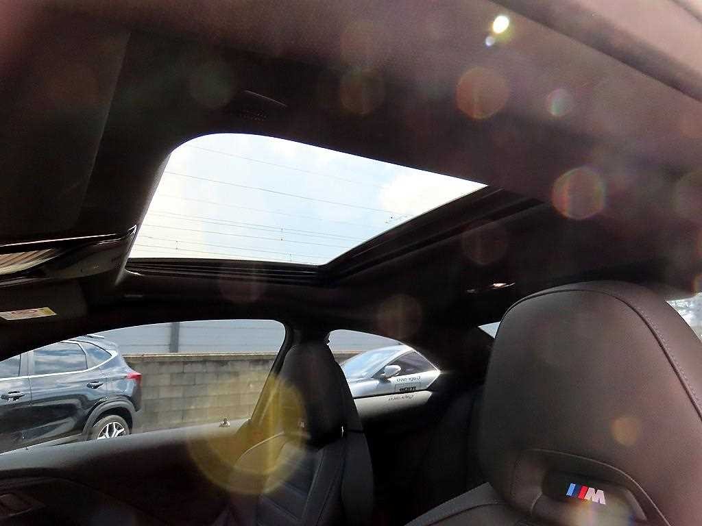 BMW 2시리즈 2시리즈 (G42) M240i xDrive 쿠페 이미지 17