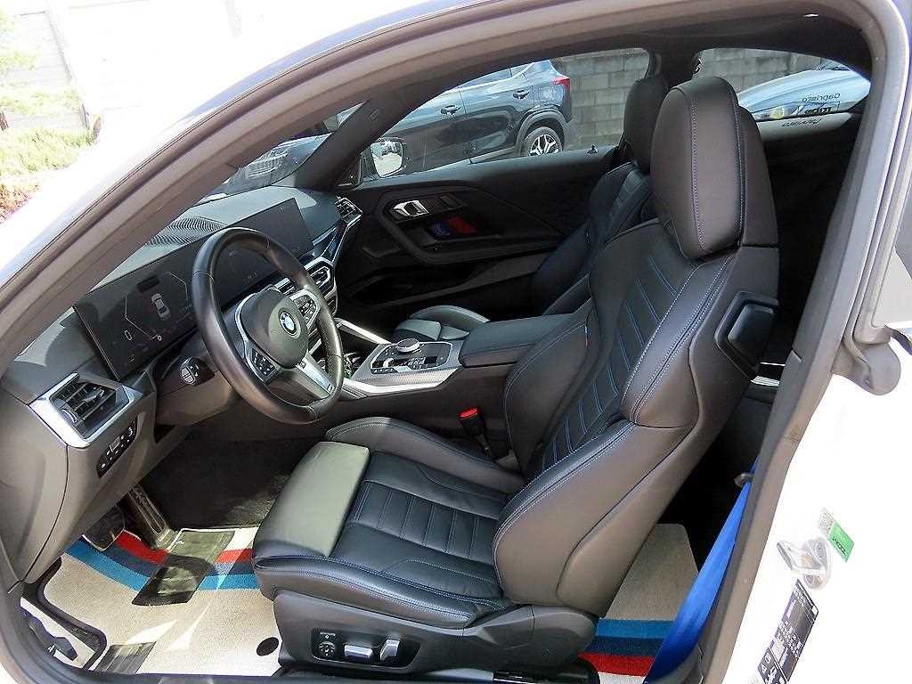 BMW 2시리즈 2시리즈 (G42) M240i xDrive 쿠페 이미지 5