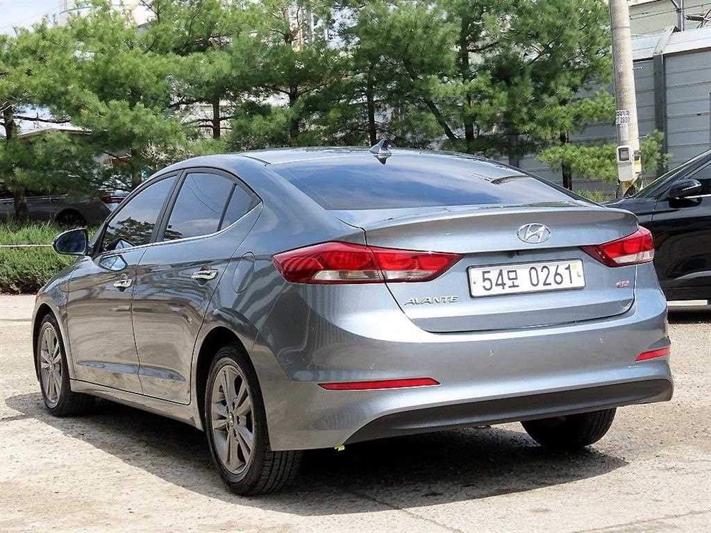 현대 아반떼 아반떼 AD 1.6 GDI 모던 이미지 3