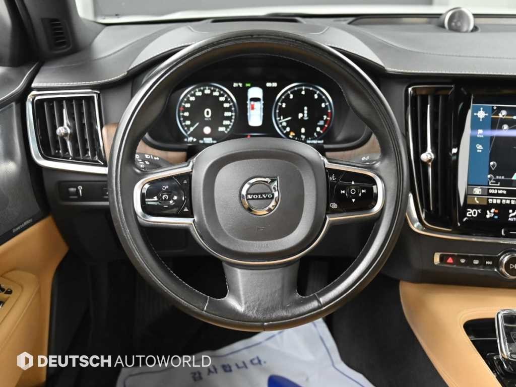 볼보 S90 B6 AWD 인스크립션 이미지 13