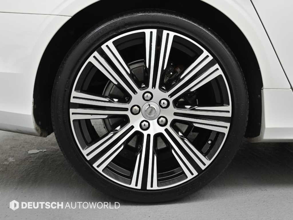 볼보 S90 B6 AWD 인스크립션 이미지 5