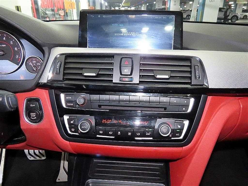 BMW 4시리즈 4시리즈 (F32) 428i 쿠페 M 스포츠 이미지 11