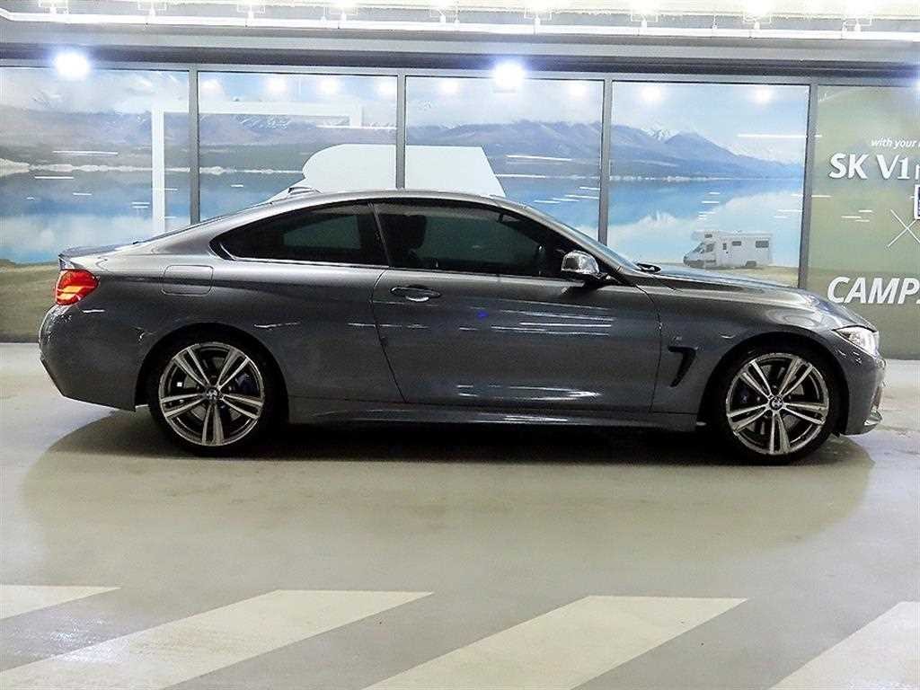 BMW 4시리즈 4시리즈 (F32) 428i 쿠페 M 스포츠 이미지 3