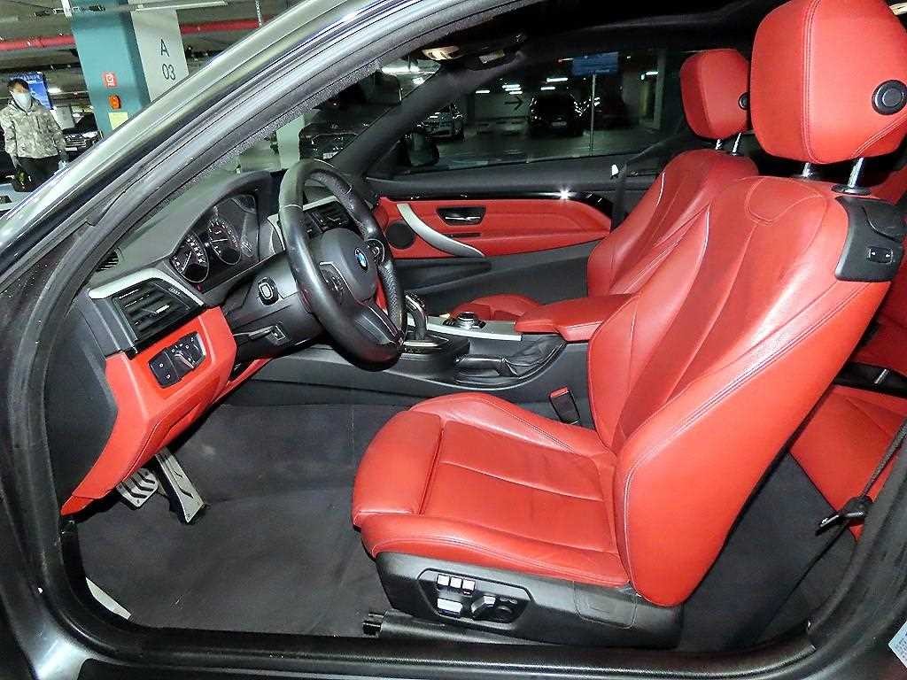 BMW 4시리즈 4시리즈 (F32) 428i 쿠페 M 스포츠 이미지 6