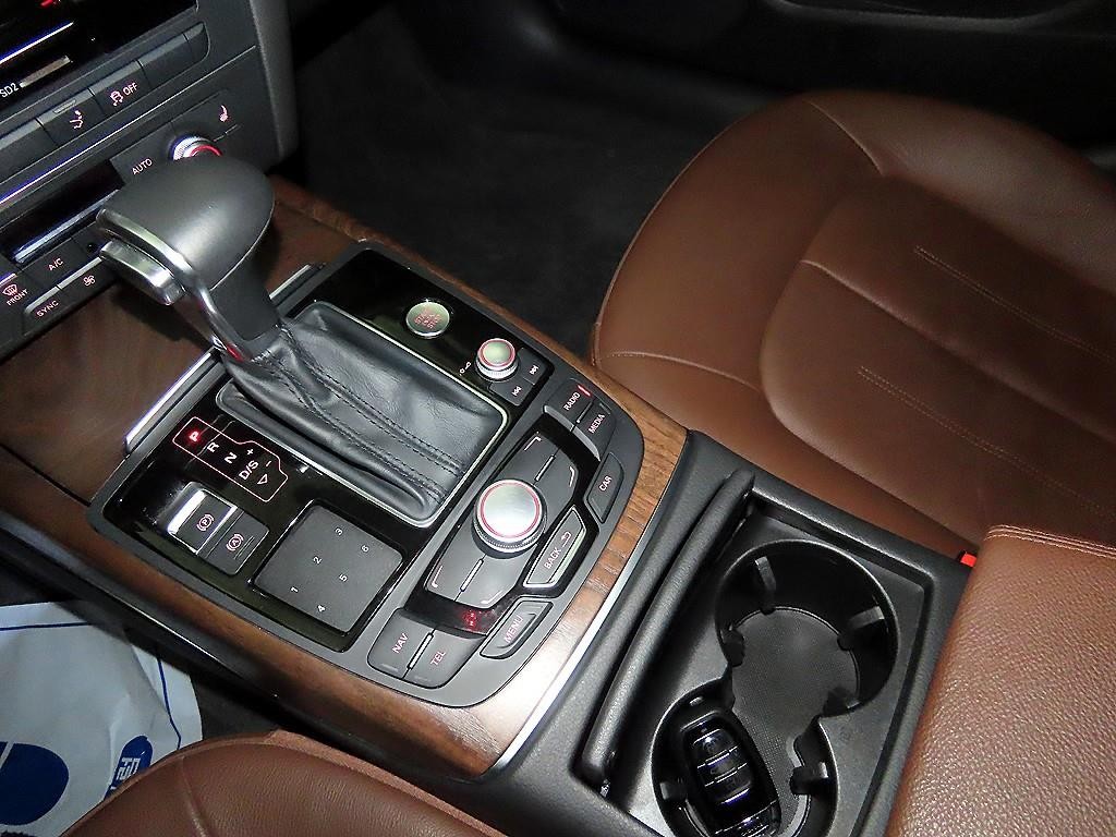 아우디 A7 3.0 TFSI 콰트로 다이나믹 이미지 12