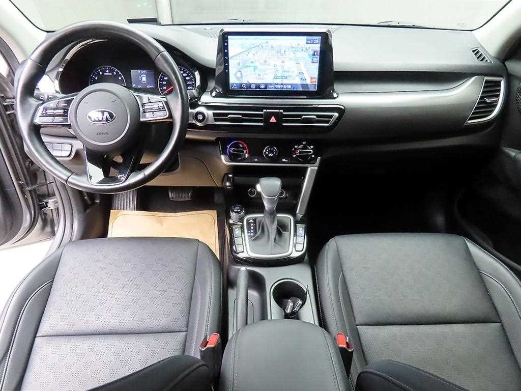기아 셀토스 가솔린 1.6 터보 2WD 프레스티지 이미지 7
