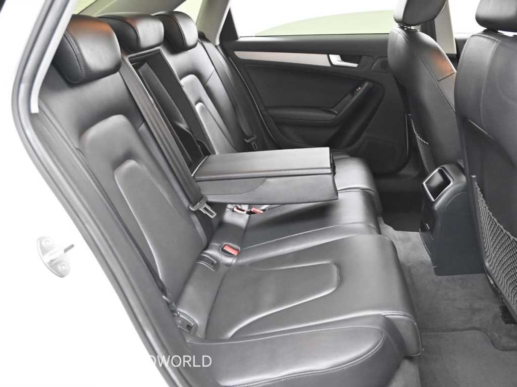 아우디 A4 뉴 A4 2.0 TDI 콰트로 다이나믹 이미지 12
