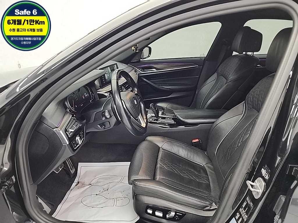 BMW 5시리즈 5시리즈 (G30) 520d M 스포츠 플러스 이미지 11