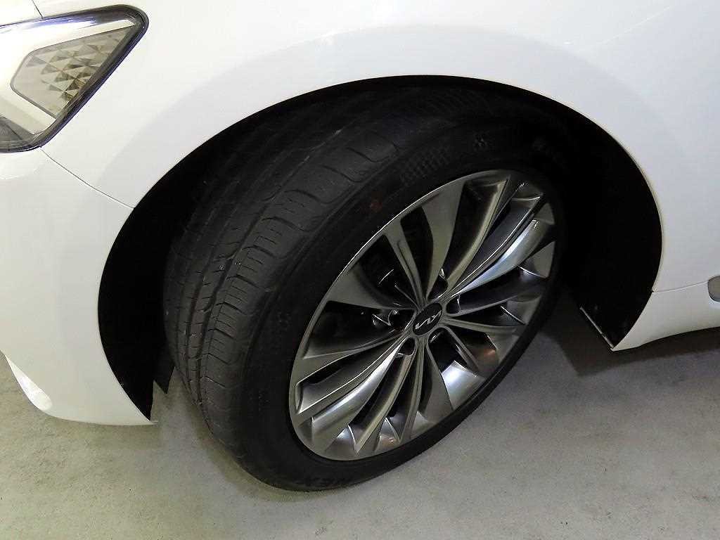 기아 K9 더 뉴 K9 2세대 3.8 GDI 2WD 플래티넘 이미지 20