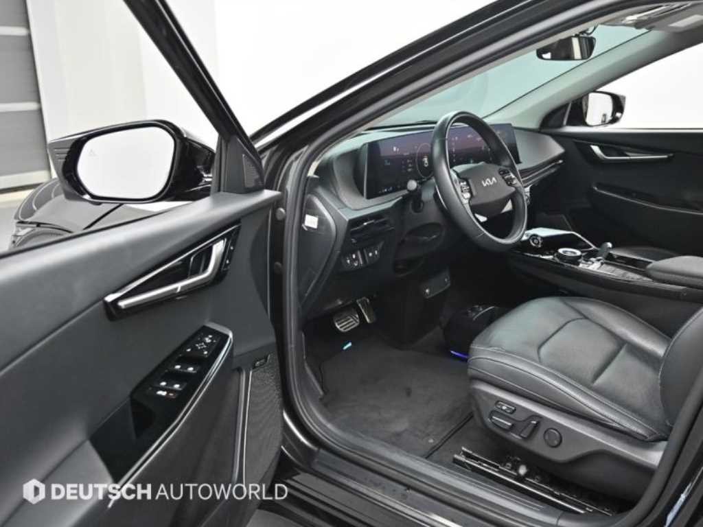 기아 EV6 스탠다드 AWD 어스 이미지 11