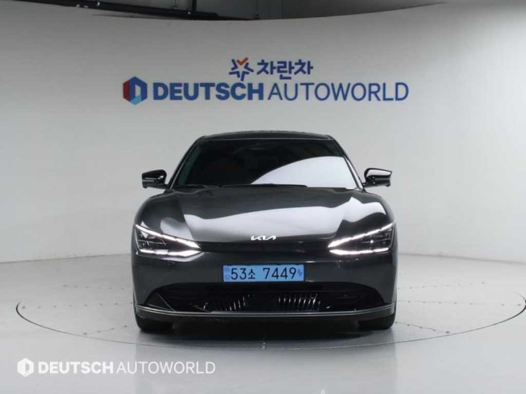 기아 EV6 스탠다드 AWD 어스 이미지 3