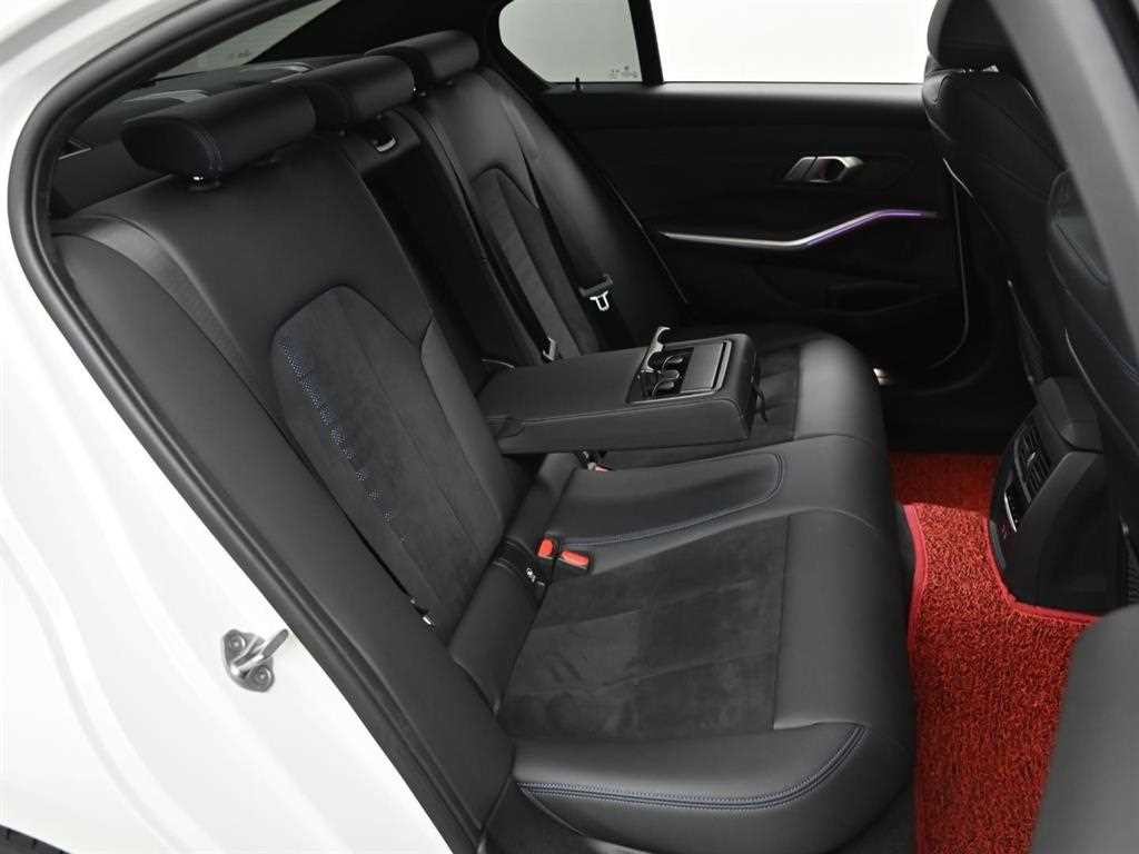 BMW 3시리즈 3시리즈 (G20) 320i M 스포츠 이미지 12