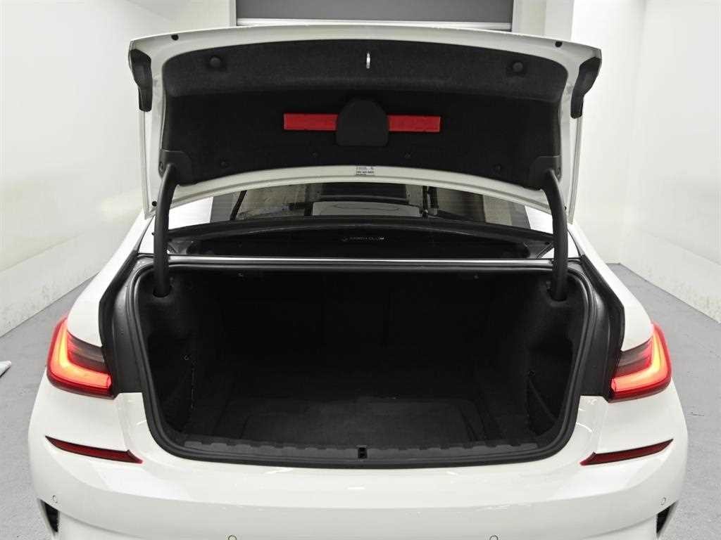 BMW 3시리즈 3시리즈 (G20) 320i M 스포츠 이미지 19