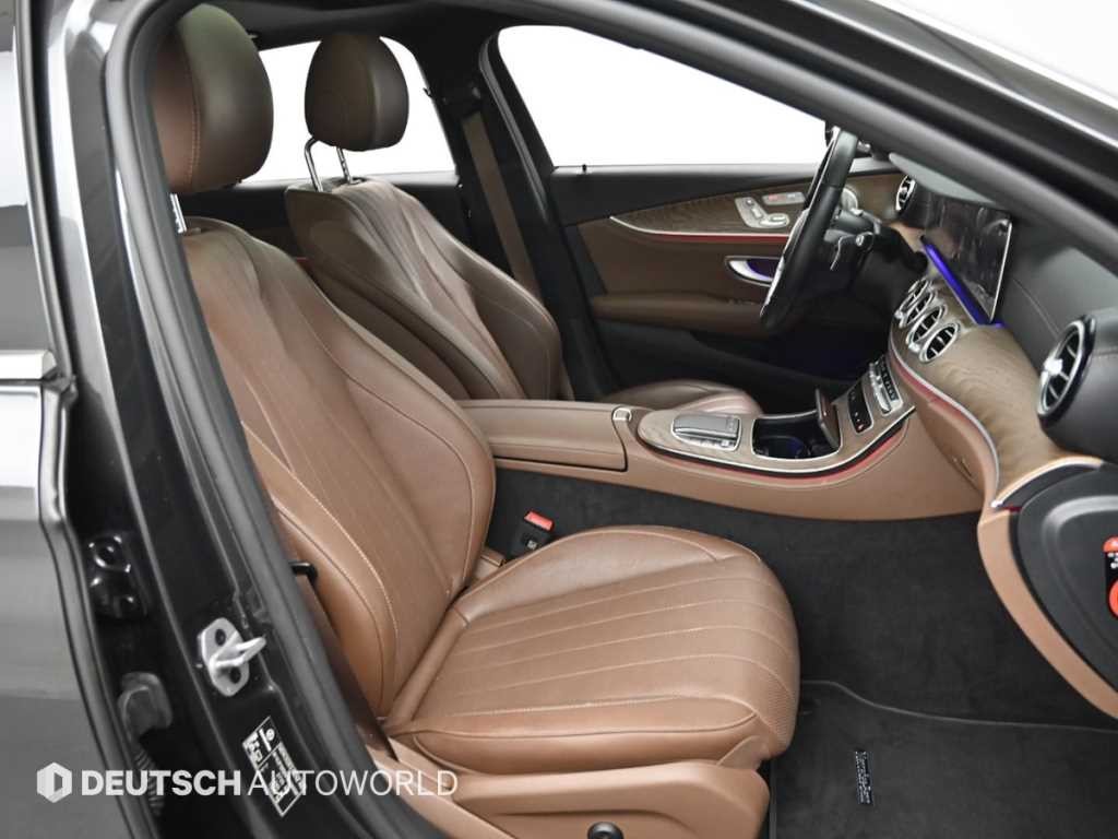 벤츠 E 클래스 E-클래스 W213 E300e 4MATIC 익스클루시브 이미지 10