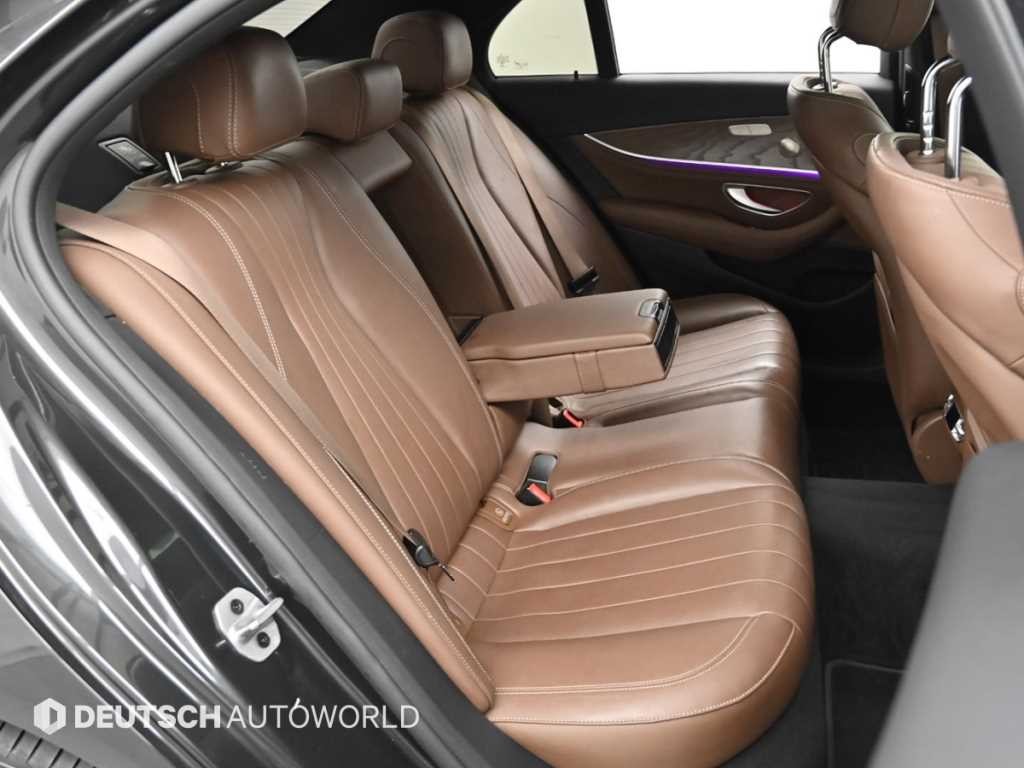 벤츠 E 클래스 E-클래스 W213 E300e 4MATIC 익스클루시브 이미지 12