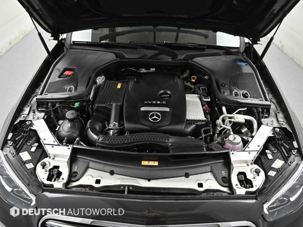 벤츠 E 클래스 E-클래스 W213 E300e 4MATIC 익스클루시브 이미지 6