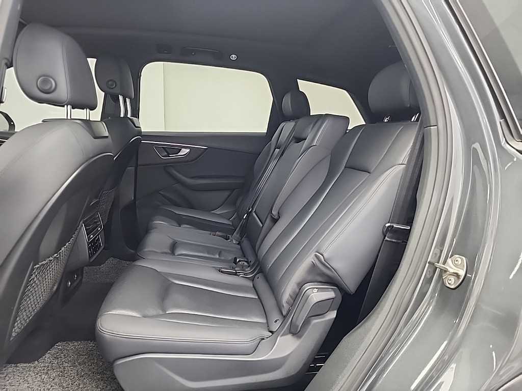아우디 Q7 Q7 (4M) 45 TDI 콰트로 프리미엄 이미지 12