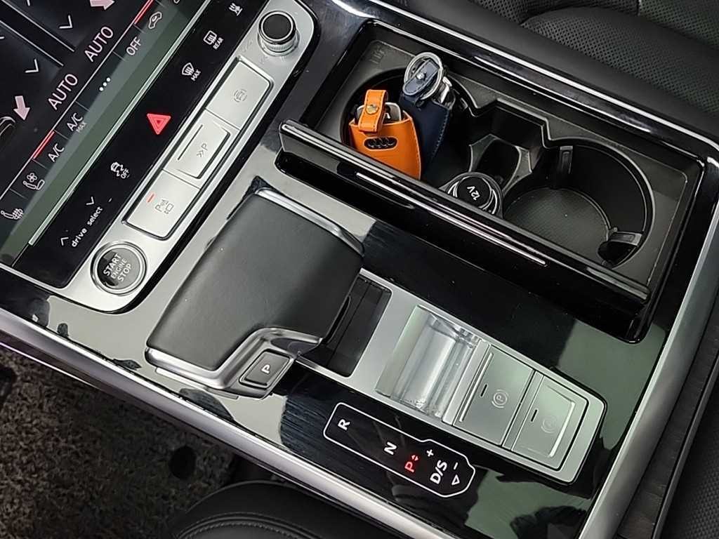 아우디 Q7 Q7 (4M) 45 TDI 콰트로 프리미엄 이미지 8