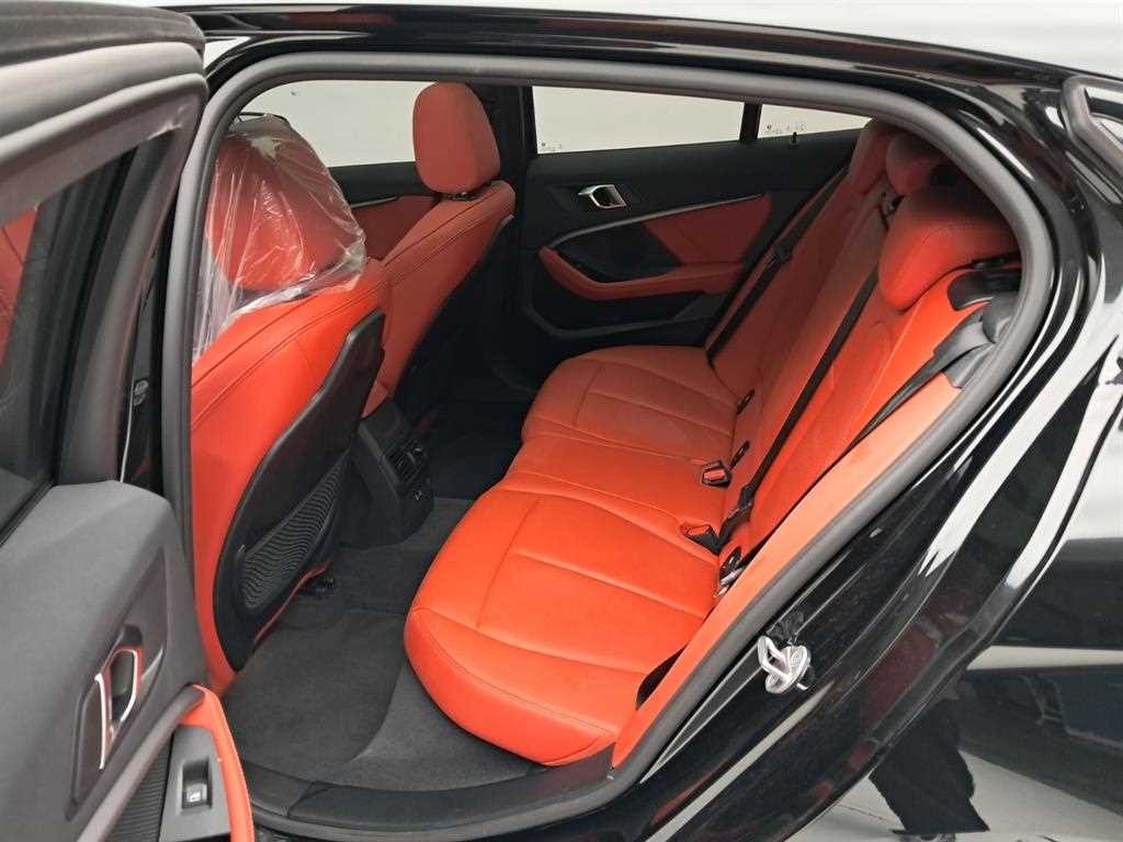 BMW 1시리즈 1시리즈 (F40) 120i M 스포츠 이미지 12