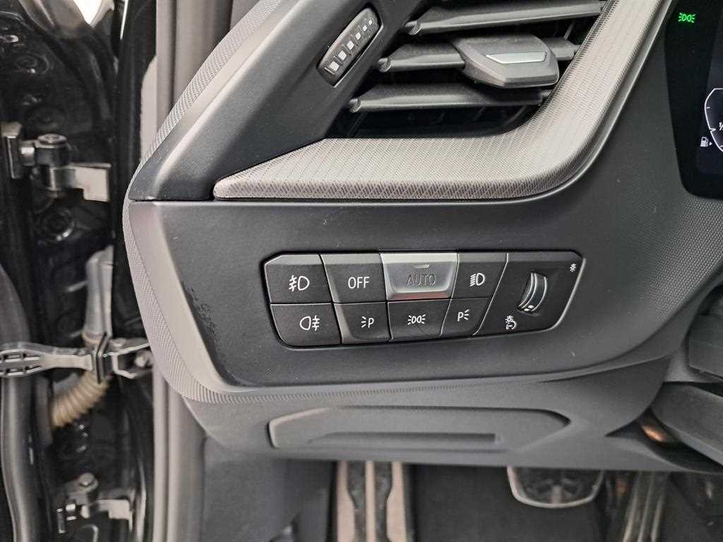 BMW 1시리즈 1시리즈 (F40) 120i M 스포츠 이미지 13