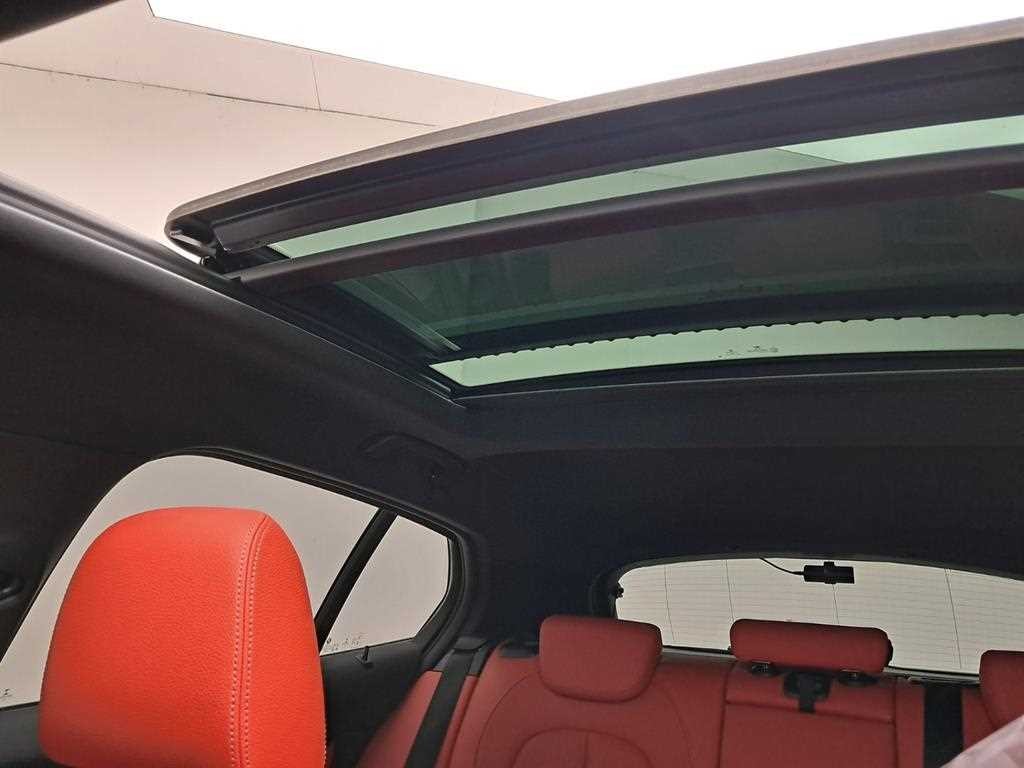 BMW 1시리즈 1시리즈 (F40) 120i M 스포츠 이미지 16