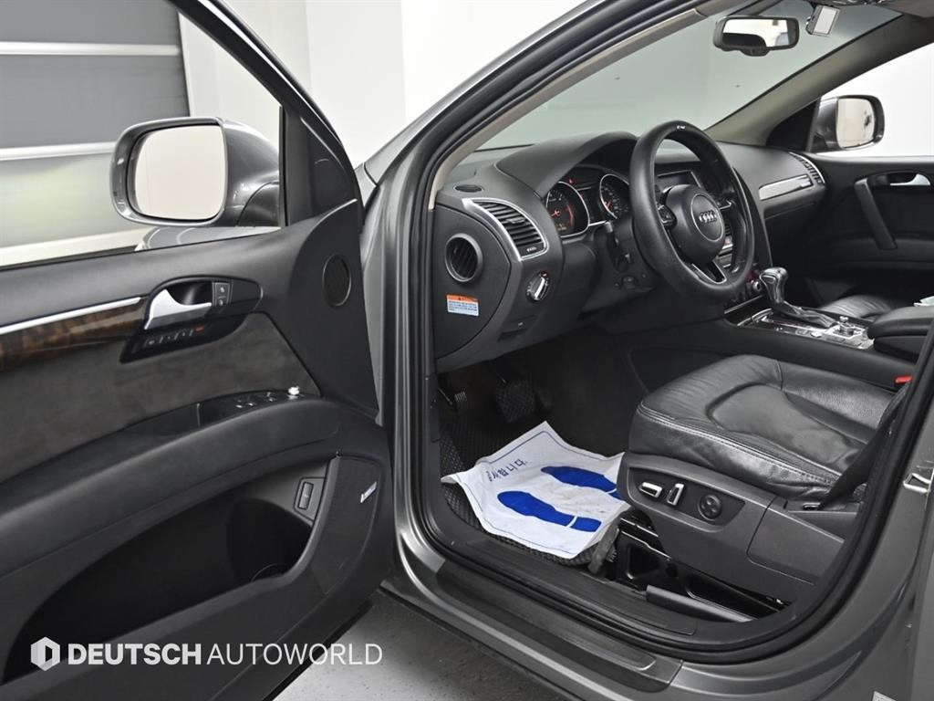 아우디 Q7 35 TDI 콰트로 다이나믹 이미지 10