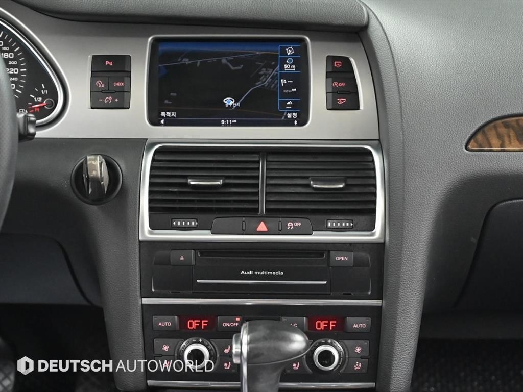 아우디 Q7 35 TDI 콰트로 다이나믹 이미지 13