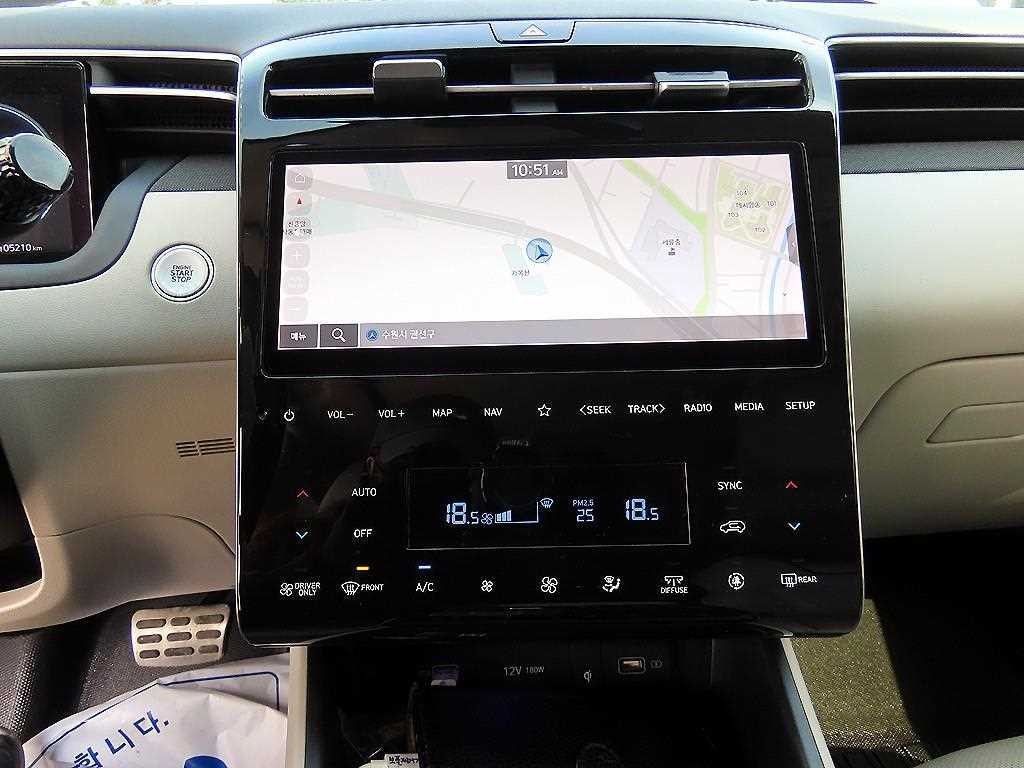 현대 투싼 투싼 하이브리드(NX4) 2WD 인스퍼레이션 이미지 12